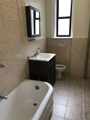 Rented by Smart NY Realty LLC | media 13