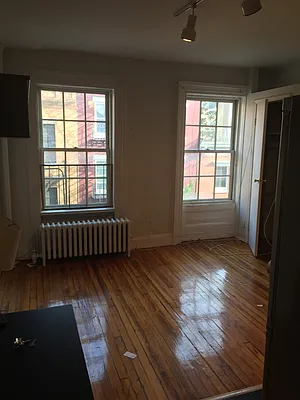 Rented by AJ Clarke | media 24