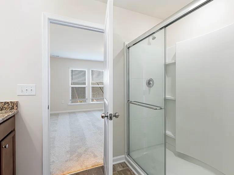 1009 Sycaten St — Photo 18