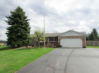 1814 County Road 10, Bellefontaine, OH 43311