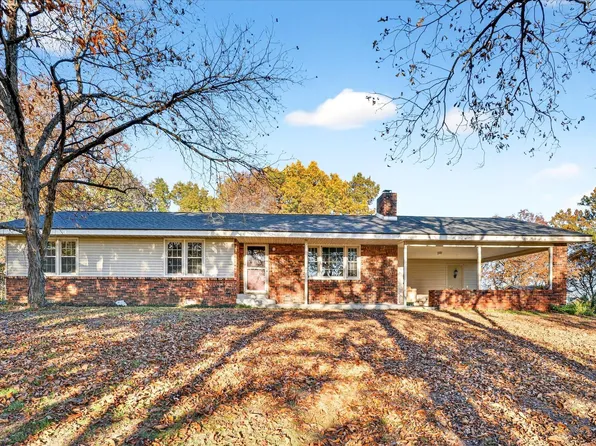 18555 E Highway 32, Stockton, MO 65785