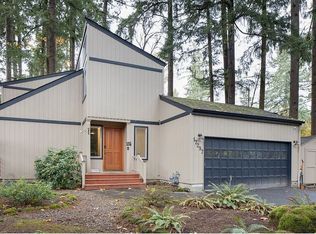 17297 Bryant Rd, Lake Oswego, OR 97035