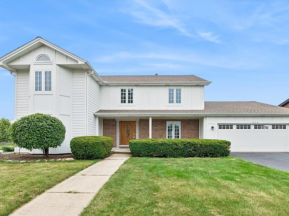 1858 Princeton Cir