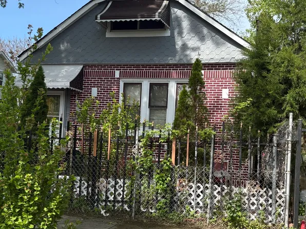 5238 S Green St, Chicago, IL 60609