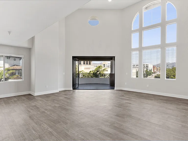 6221 W 3rd St #3-407 — Photo 1