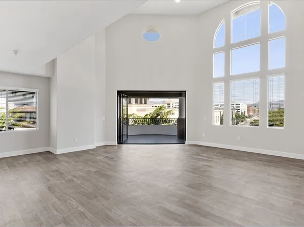 6221 W 3rd St, Los Angeles, CA