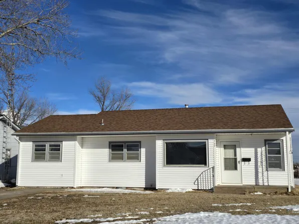 269 S Elm St, Russell, KS 67665