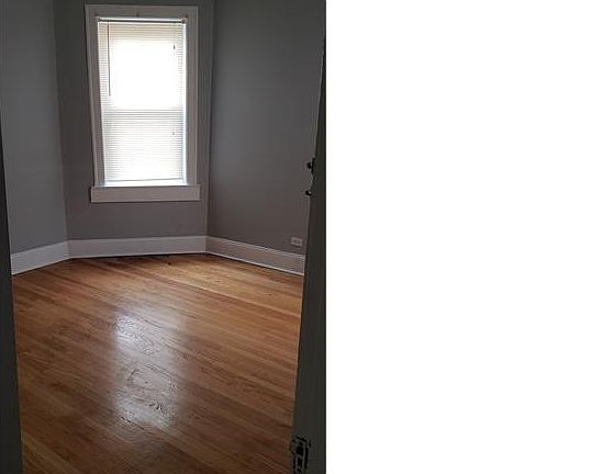 5th image of 8021 S Maryland Ave #1F