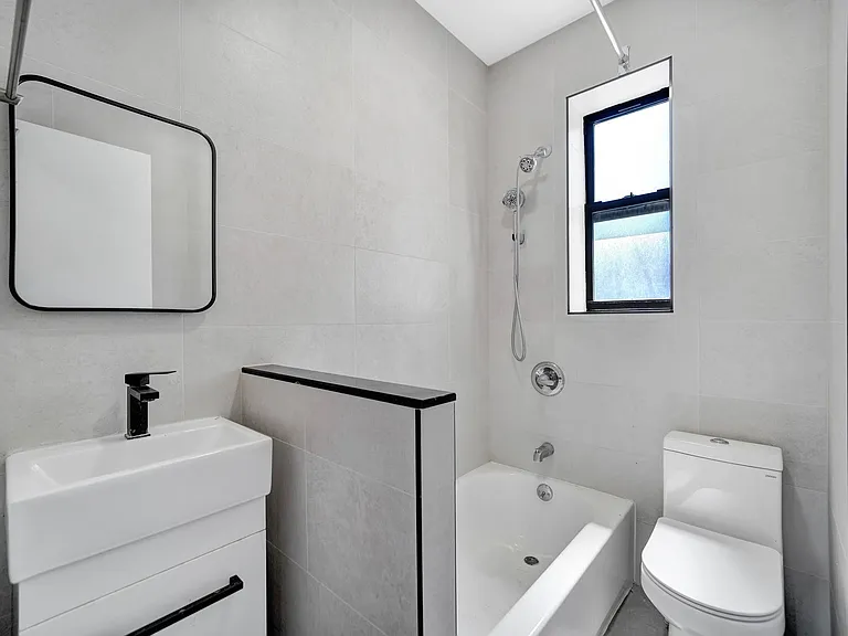 545 W 125th St #41 — Photo 11