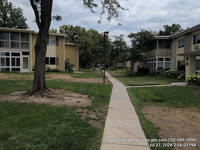 725 S Clinton St #4A — Photo 5