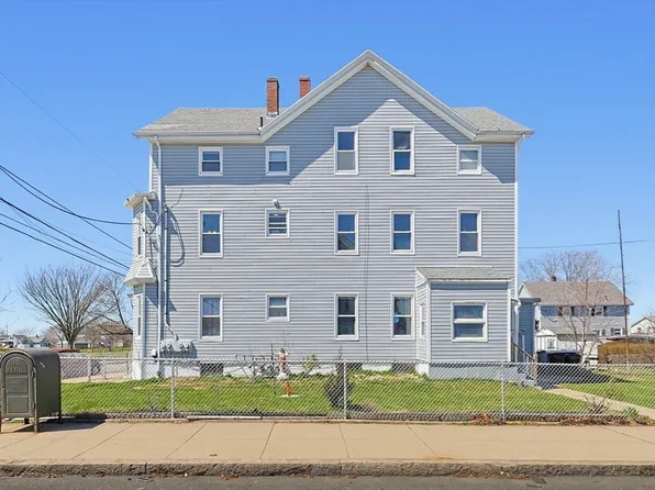 464 Birch St, Fall River, MA 02724