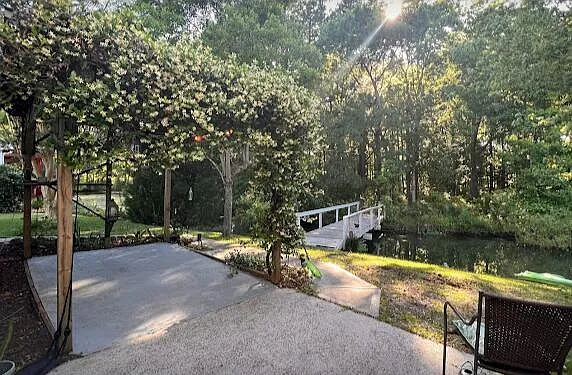 1721 Fox Ridge Ct — Photo 12
