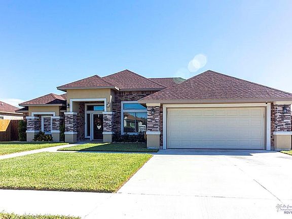 3rd image of 308 Red Oak Dr