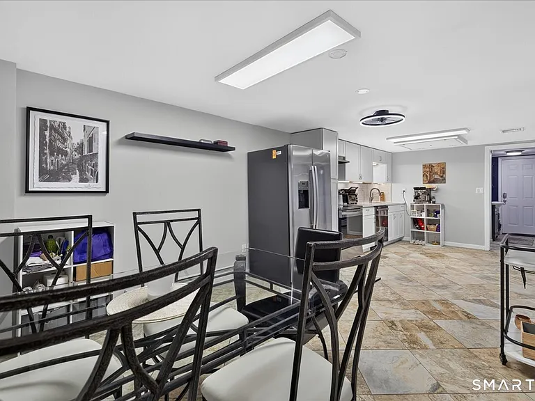 440 Evergreen Ave — Photo 32