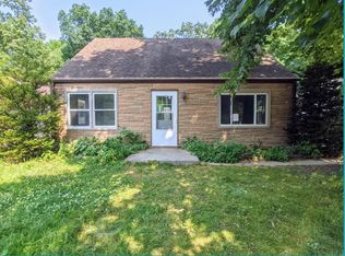 5860 S 42nd St, Milwaukee, WI 53221