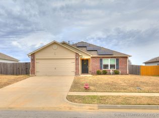 14895 S 274th East Ave, Coweta, OK 74429