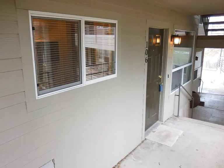 1514 Parker Ln #106 — Photo 10