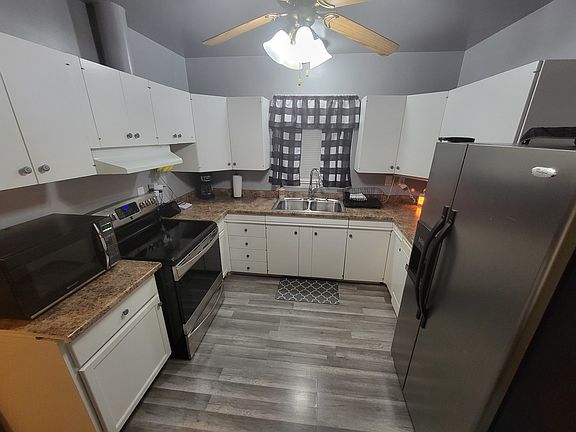 2nd image of 1018 Lincoln Ave