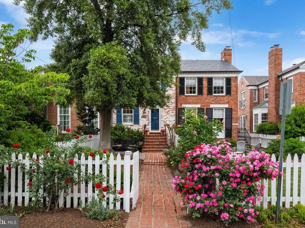 411 Franklin St, Alexandria, VA 22314