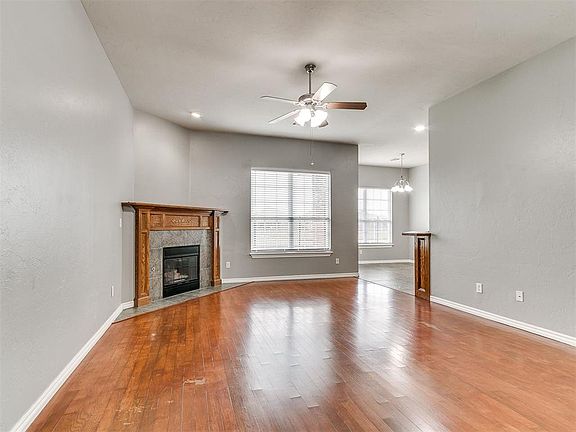 2nd image of 1005 NE 32nd St