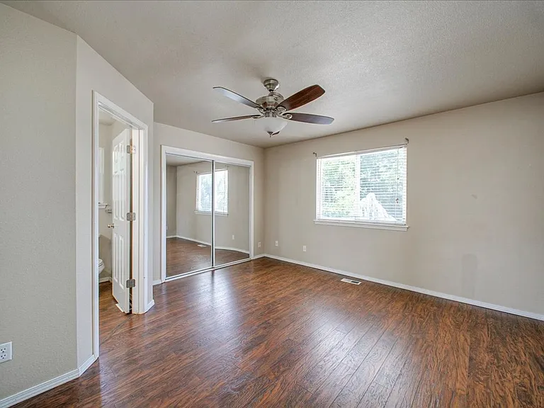 1802 N Heath Ave — Photo 18