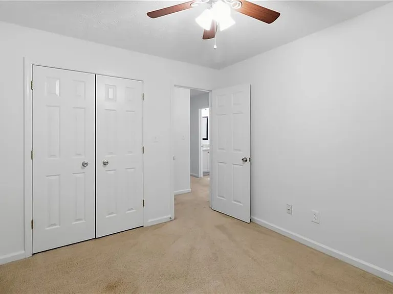 2915 Greyhawk Ln — Photo 23
