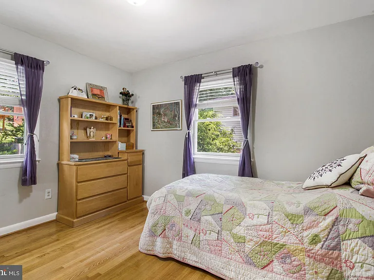 9504 Wadsworth Dr — Photo 24