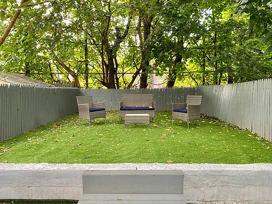 Rented by MySpaceNYC | media 17