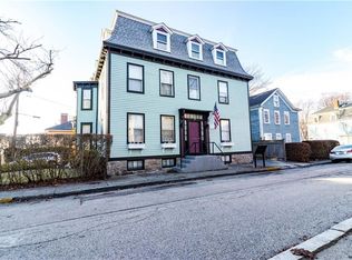 21 School St #1, Newport, RI 02840