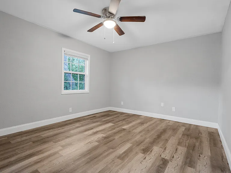 422 S Stone St — Photo 3