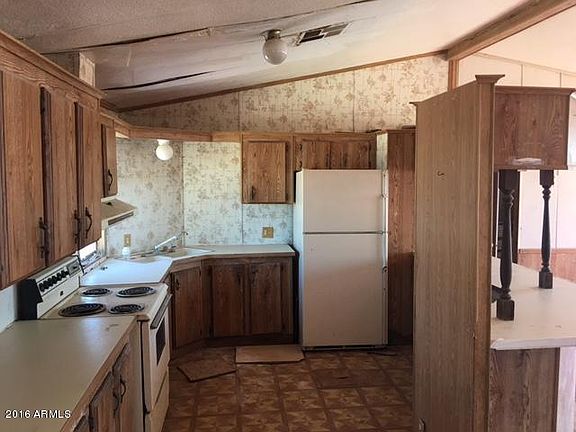 3rd image of 4260 W Lee St