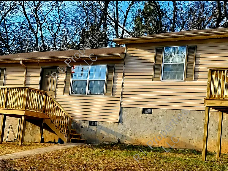 565 Highland Dr #3 — Photo 1