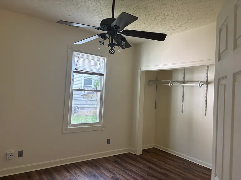 4301 Malcolm Ave — Photo 10