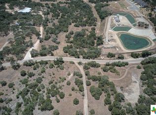 1900 S Cranes Mill Rd, New Braunfels, TX 78132