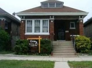 6518 S Whipple St, Chicago, IL 60629