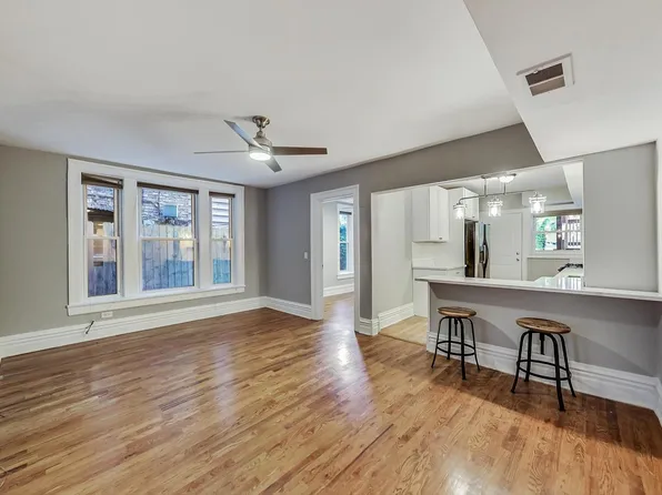 4042 N Clarendon Ave #1, Chicago, IL 60613