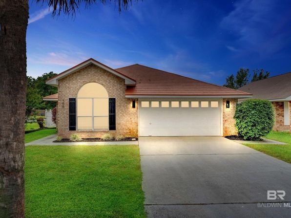 300 Cahaba St, Foley, AL 36535