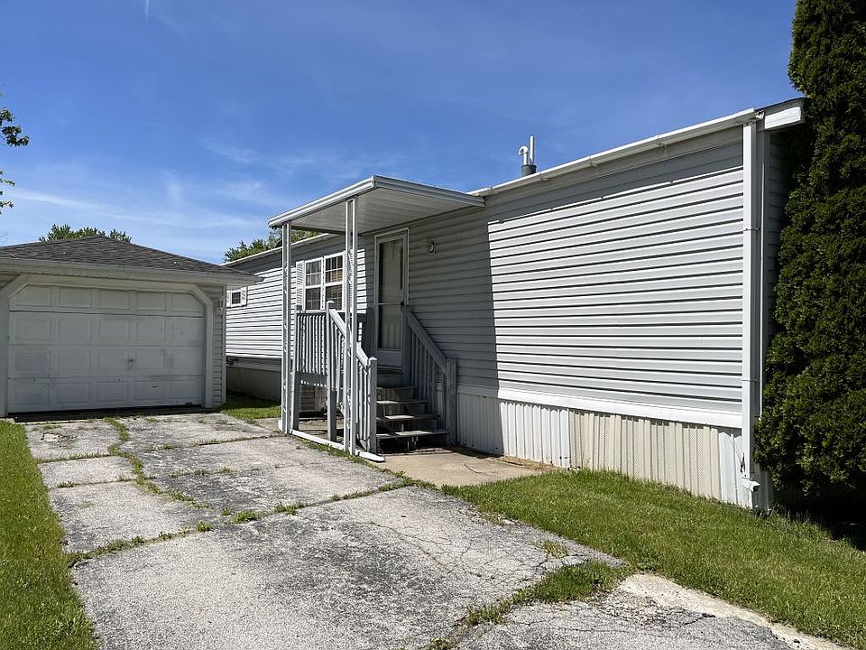 1st image of 51 Meadowlark Ln #51MEAD