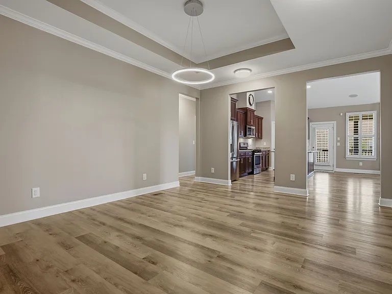 5036 Winslow Dr — Photo 10