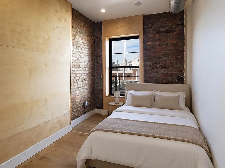 578 Union St #2A — Photo 7