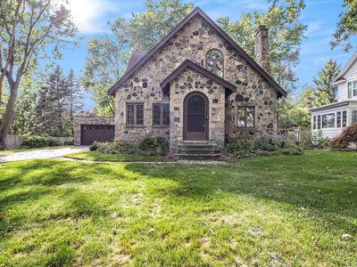 415 Charlotte Ave NW, Grand Rapids, MI, 49504