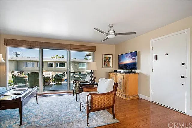 287 Jasmine St #2 — Photo 2