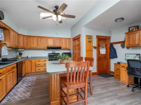 113 Cleveland St, Woonsocket, RI 02895