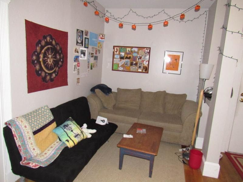 2nd image of 1056 Commonwealth Ave #5I