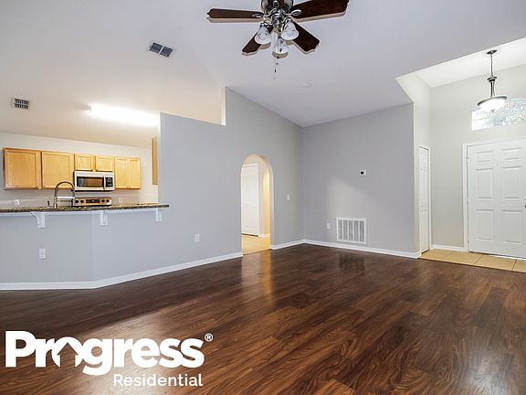 4th image of 10324 Boyette Creek Blvd