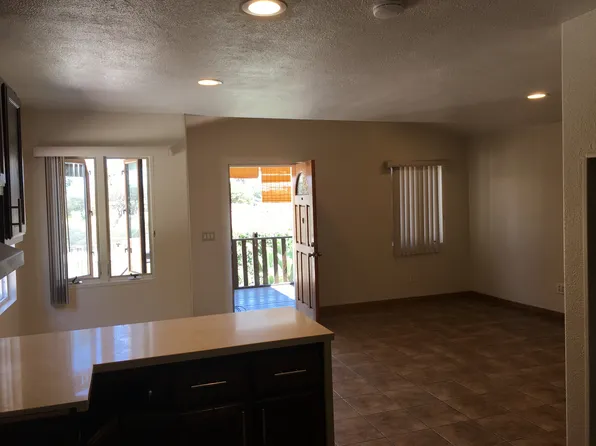 11155 Burin Ave, Inglewood, CA 90304