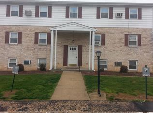 326 W 5th St APT 5, Quarryville, PA 17566
