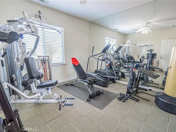 28076 Bridlewood Dr, Castaic, CA 91384