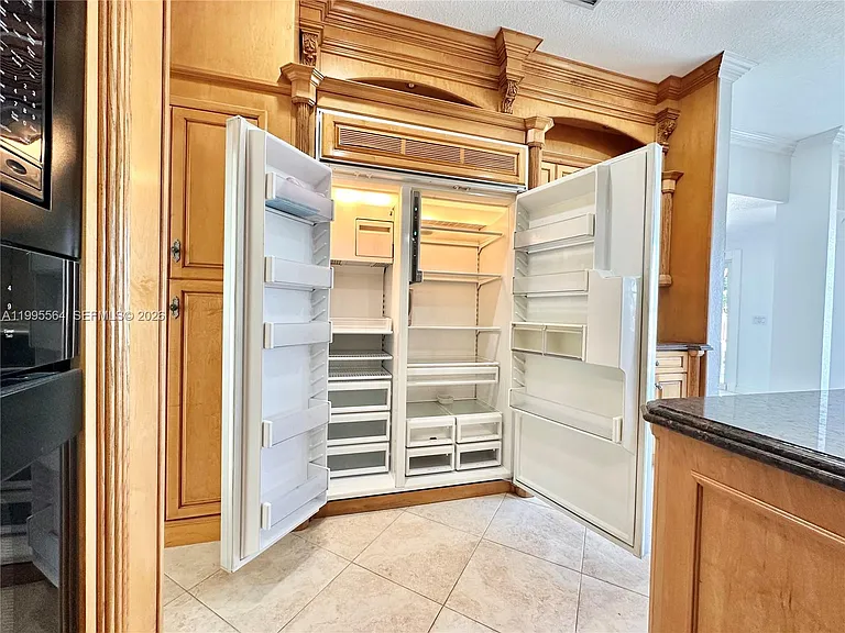 5023 NW 94th Doral Pl — Photo 13