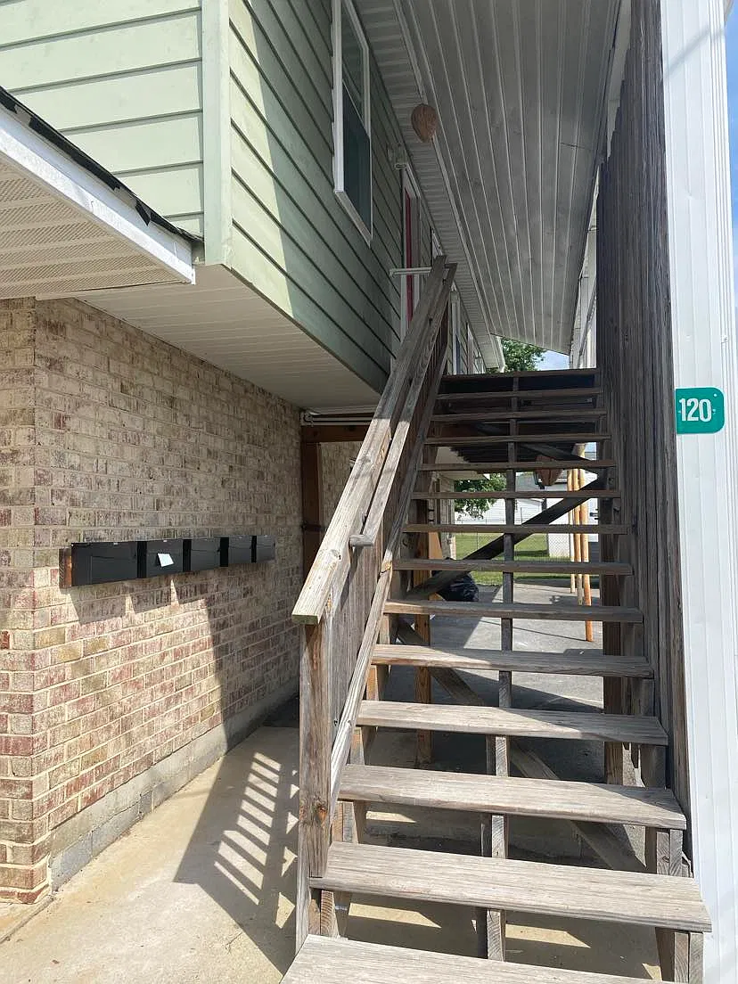 1 bed, 500 sqft, $1,260 — Photo 3